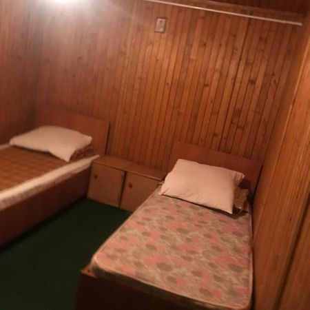 Casa Postolache Hostel Soveja Luaran gambar